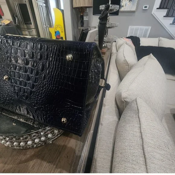 NWT Rare Color Authentic Blue Brahmin Genuine Leather Anywhere - Picture 11 of 11